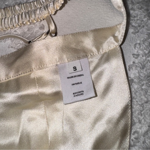 100% Silk Ivory Bralette - Picture 4 of 4